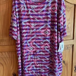 LulaRoe tunic Large (fits like 16-18) NWT